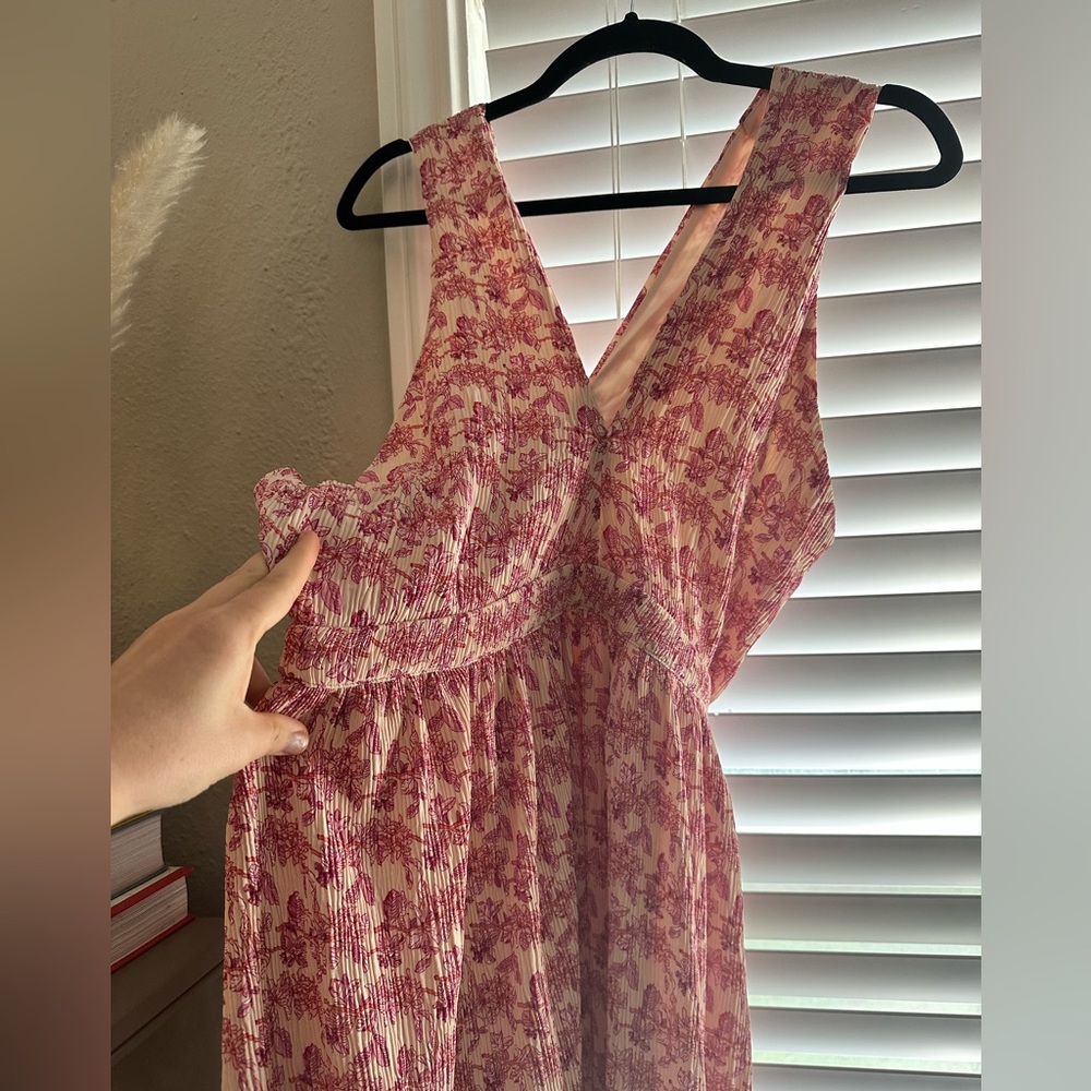 TCEC boutique long dress in light pink floral print, size L